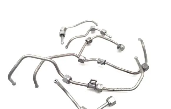 Mitsubishi Outlander Fuel injector supply line/pipe 4N14