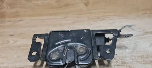 Tailgate/trunk/boot lock/catch/latch