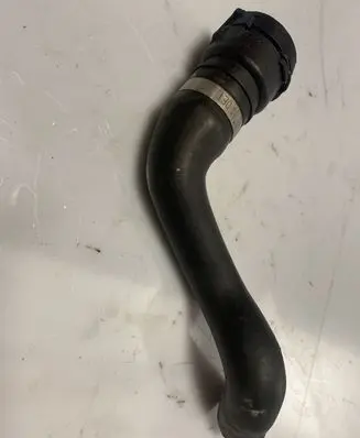 Audi A6 C7 Engine coolant pipe/hose 8R0265344M 4G0122293B