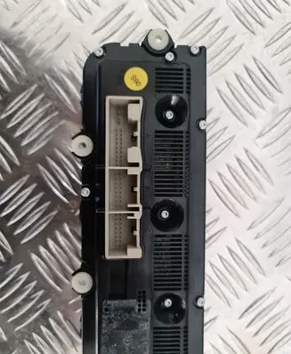 Volkswagen PASSAT B6 Air conditioning/heating control unit 