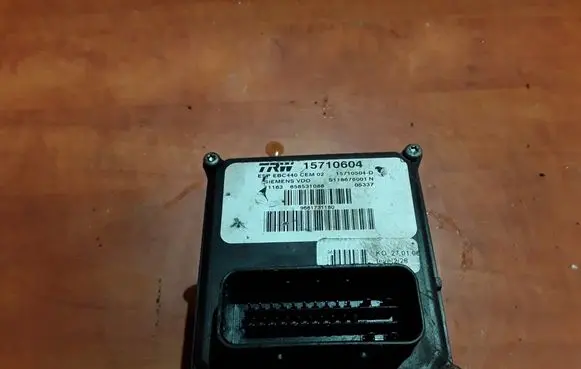 Peugeot 407 ABS Pump S118676001N 9661731180