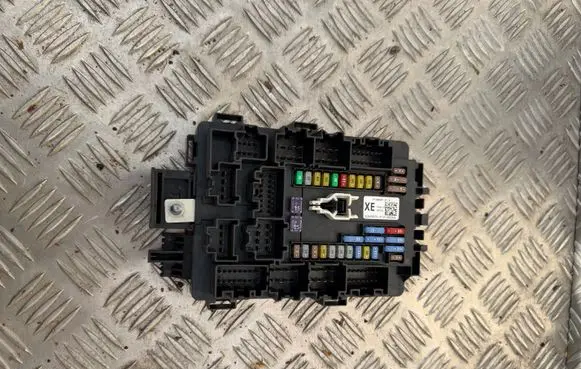 Tesla Model X Fuse module 109440901E
