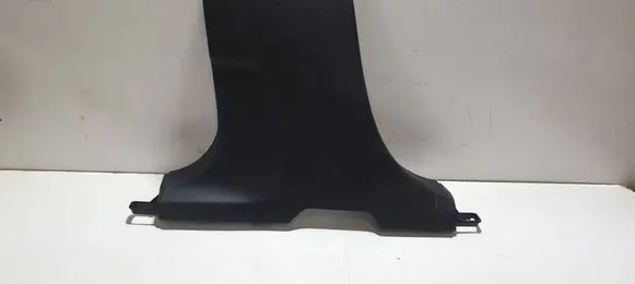 Volvo XC40 (B) pillar trim (bottom) 31457495