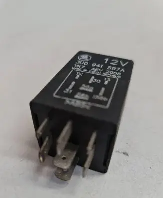 Skoda Superb B5 (3U) Other relay 3U0941597A 31566156B