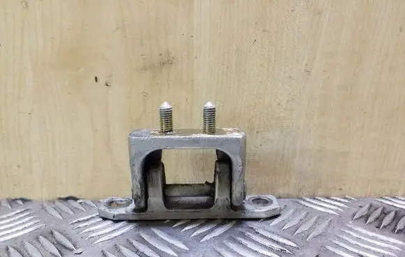 KIA Sorento Tailgate/trunk/boot hinge
