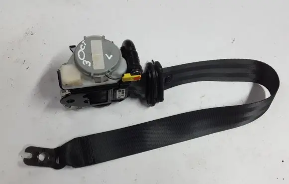 Skoda Octavia Mk3 (5E) Front seatbelt 