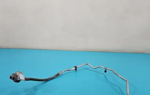 Air conditioning (A/C) pipe/hose
