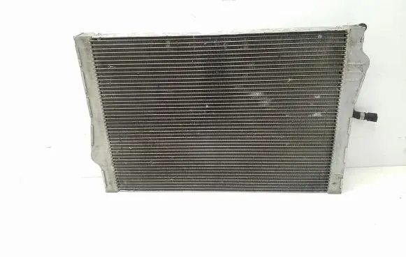 BMW X5M E70 Coolant radiator 7533472