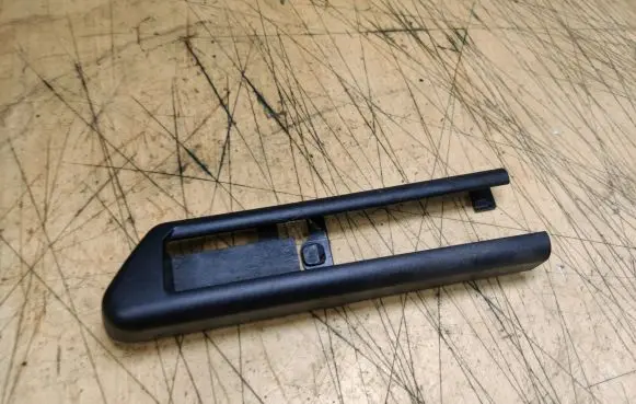 BMW 5 GT F07 Front door seat control surround trim 52106981782 6981782