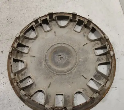 Citroen C3 R14 wheel hub/cap/trim 9641829380