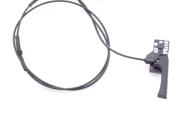 Mitsubishi Pajero Engine bonnet/hood lock release cable 39056606