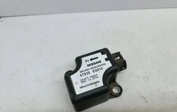 Nissan X-Trail T30 ESP acceleration yaw rate sensor 47930EQ010