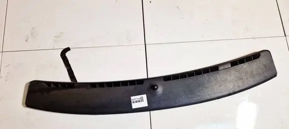 Fiat Punto (188) Wiper trim