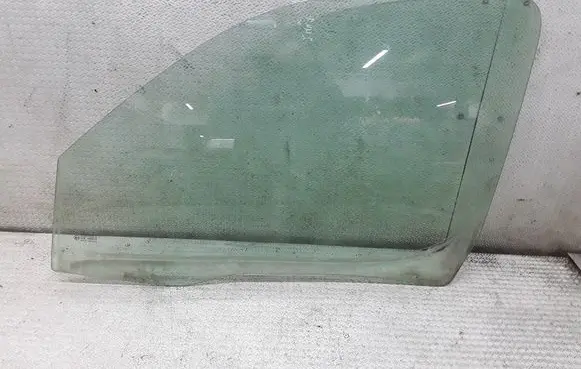 Citroen Berlingo Front door window glass four-door