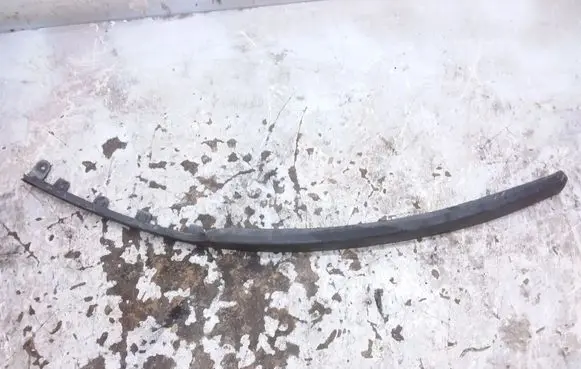 Opel Meriva B Front bumper lip 13267707 475498858