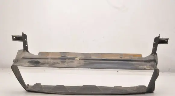 Volvo S40 Intercooler air channel guide 
