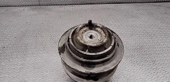 Mercedes-Benz E W211 Engine mount bracket 