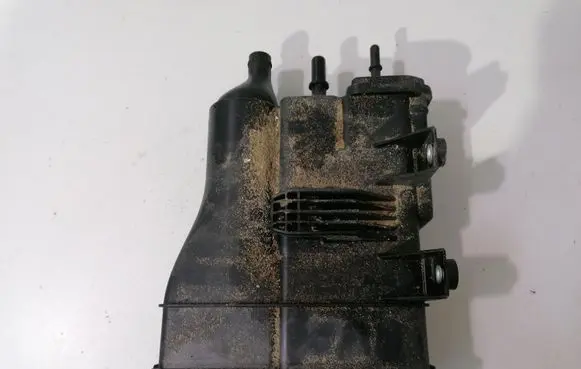 BMW M4 F82 F83 Active carbon filter fuel vapour canister 7489619