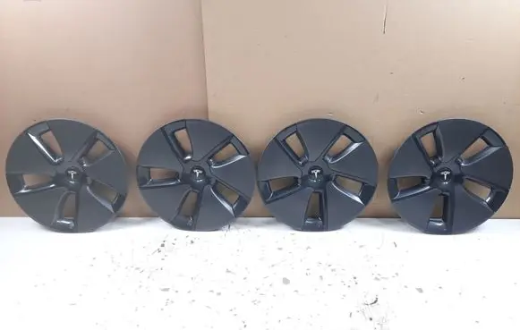 Tesla Model 3 R19 wheel hub/cap/trim TLQ00410104