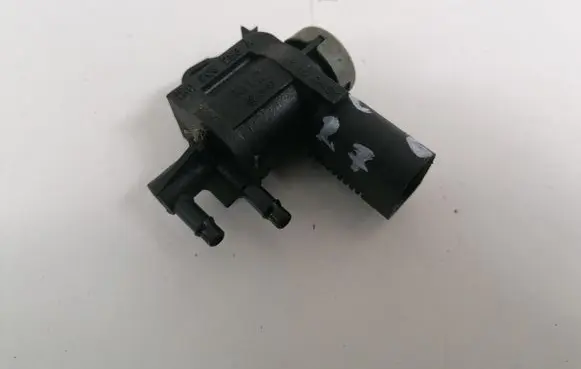 Audi A6 S6 C6 4F Turbo solenoid valve 1K0906283A