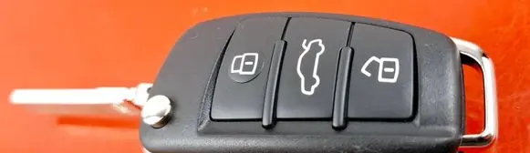 Audi Q3 F3 Ignition key/card 5FA01048210
