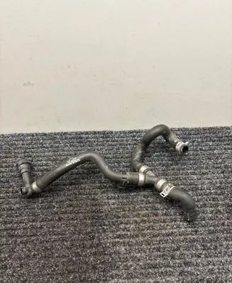 Engine coolant pipe/hose