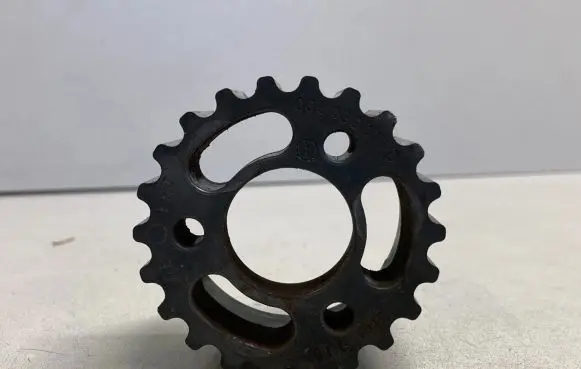 Audi A4 S4 B8 8K Fuel pump gear (pulley) 03L130111D