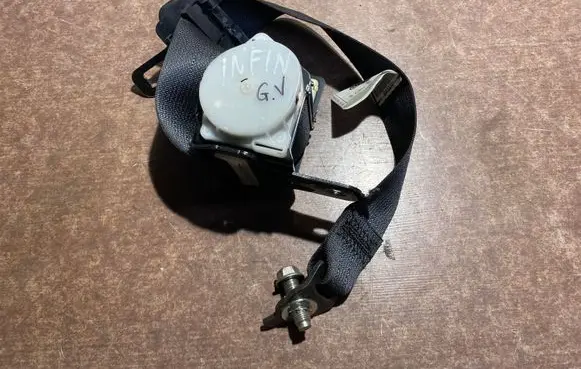 Infiniti Q70 Y51 Rear seatbelt TKAB0G2276