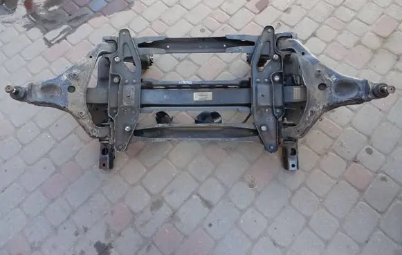 Mercedes-Benz Sprinter W906 Front axle beam 9063211403 14043760
