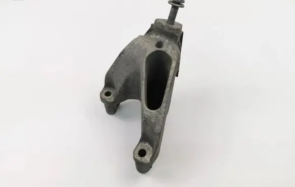 Audi A4 S4 B8 8K Engine mounting bracket 8K0199307CD