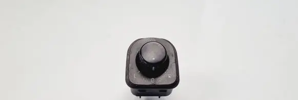 Volkswagen PASSAT B6 Wing mirror switch 1K0959565F