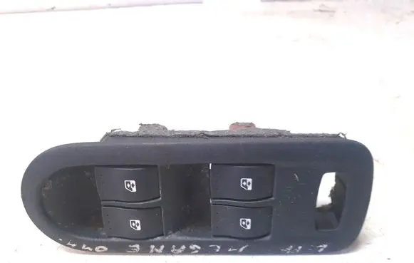 Renault Megane II Electric window control switch 156018070