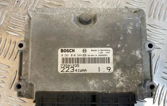 Fiat Doblo Engine control unit/module 73501235 28SA5561 0281010344