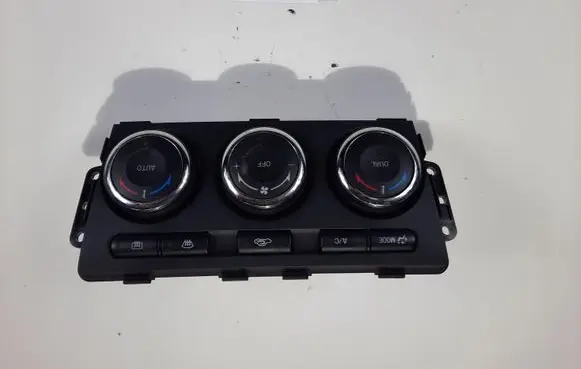 Mazda 6 Climate control unit GDN361190A