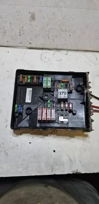 Skoda Octavia Mk2 (1Z) Fuse module 1K0937125 1D0901077678