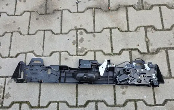 BMW Z4 E89 Tailgate/trunk/boot lock/catch/latch 7354924