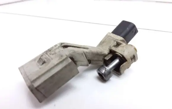Skoda Octavia Mk2 (1Z) Crankshaft speed sensor 045906433A