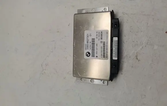 BMW X5M F85 Transfer box differential control unit 8627301