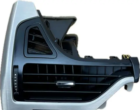 GMC Yukon Dash center air vent grill 23464597