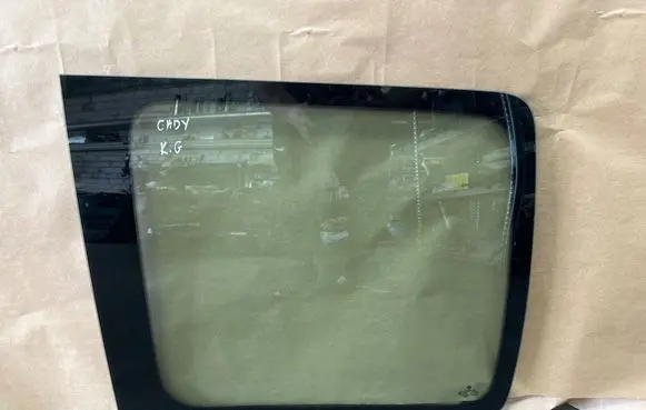 Volkswagen Caddy Rear side window 43R001583 001583 E000231