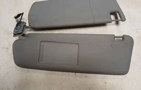 Volkswagen Touareg I Sun visor 7L6857551AC