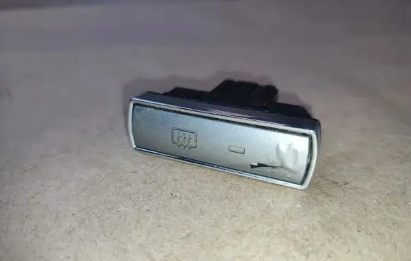 Ford Mondeo MK IV Windscreen/window heater switch 6M2T