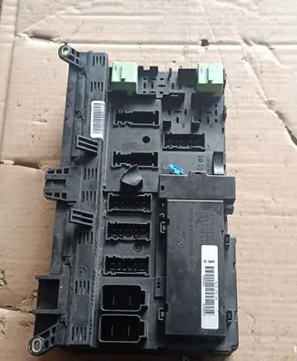 BMW X5 E53 Fuse module 8380407