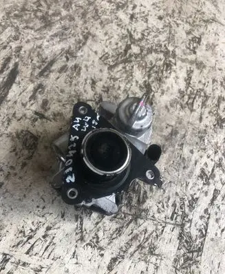 Audi A4 S4 B9 EGR valve 04l131501s