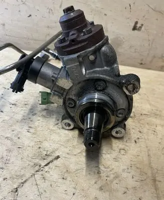 Jaguar XF X260 Fuel injection high pressure pump 0445010706 G4D39B3955AA