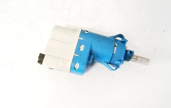 Mazda 3 I Brake pedal sensor switch 3M5T9C872AB