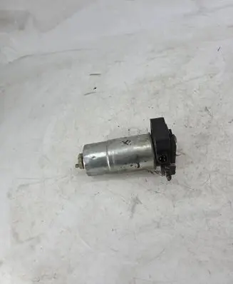 BMW 5 E34 Fuel filter housing