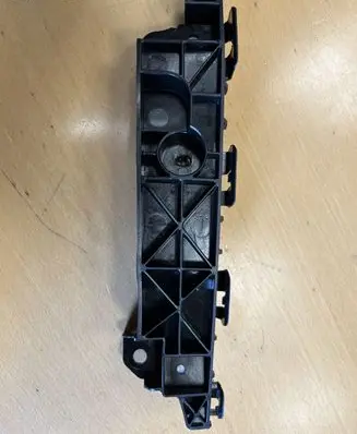 Hyundai ix35 Front bumper mounting bracket 865142Y000