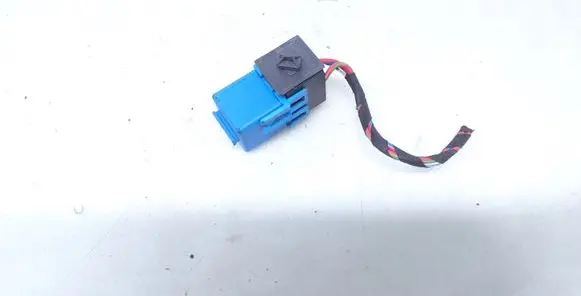 BMW 1 F20 F21 Other relay 6915327 61366915327 1142