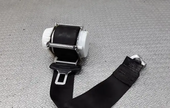 Audi A3 S3 A3 Sportback 8P Rear seatbelt 8P0857805